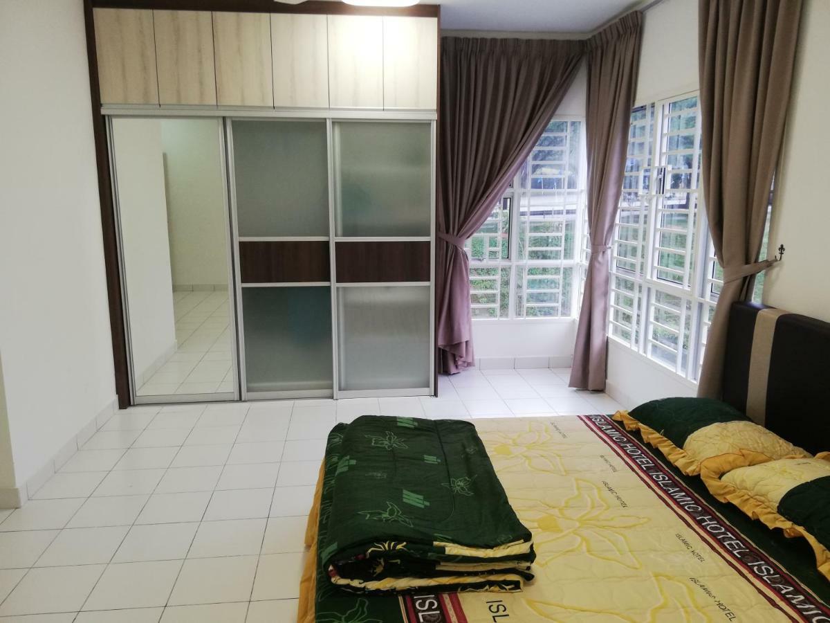 Ae Homestay Putrajaya Exterior photo